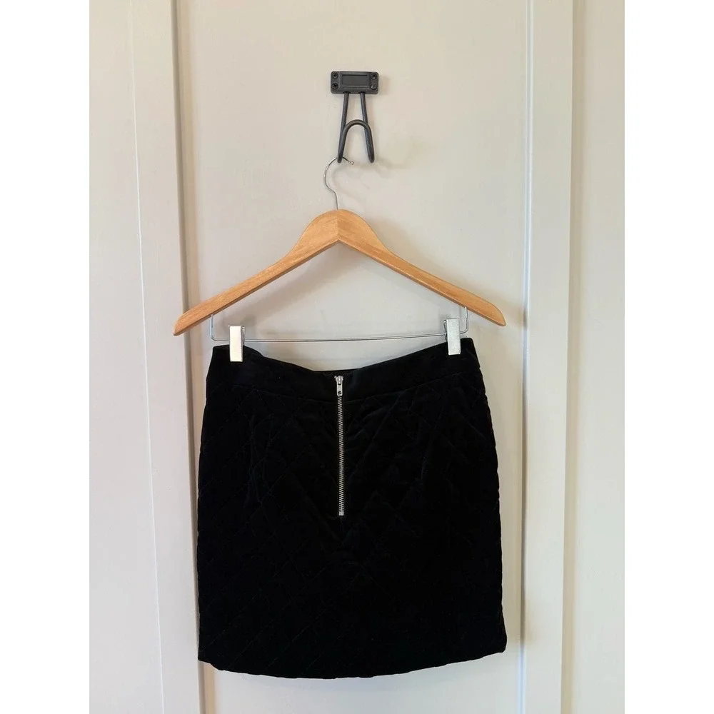 FRAME Quilted Velvet Mini‎ Skirt Noir Black Diamond Stitch edgy Womens 8